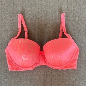 Victoria's Secret PINK Flirt Push Up Bra
